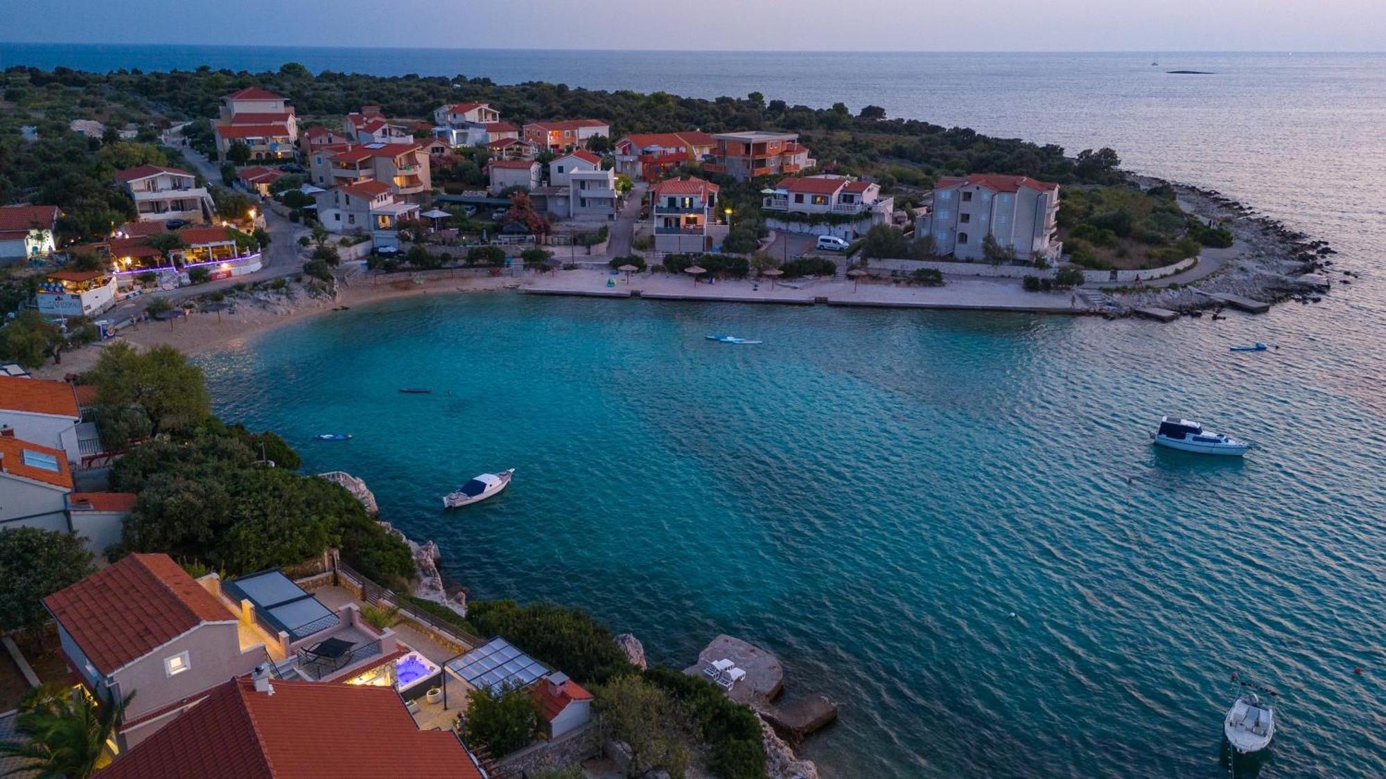 Seaside House For Families With Children Kanica, Rogoznica - 16304 المظهر الخارجي الصورة